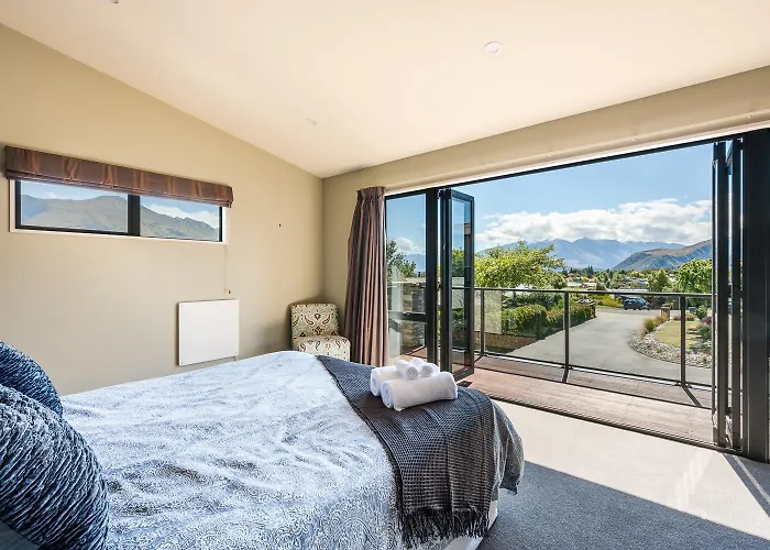Bob Lee Views Holiday home *